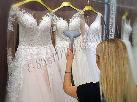 Прасування та відпарювання весільної сукні