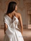 Весільна сукня з елегантної тканини віск "Clarins"